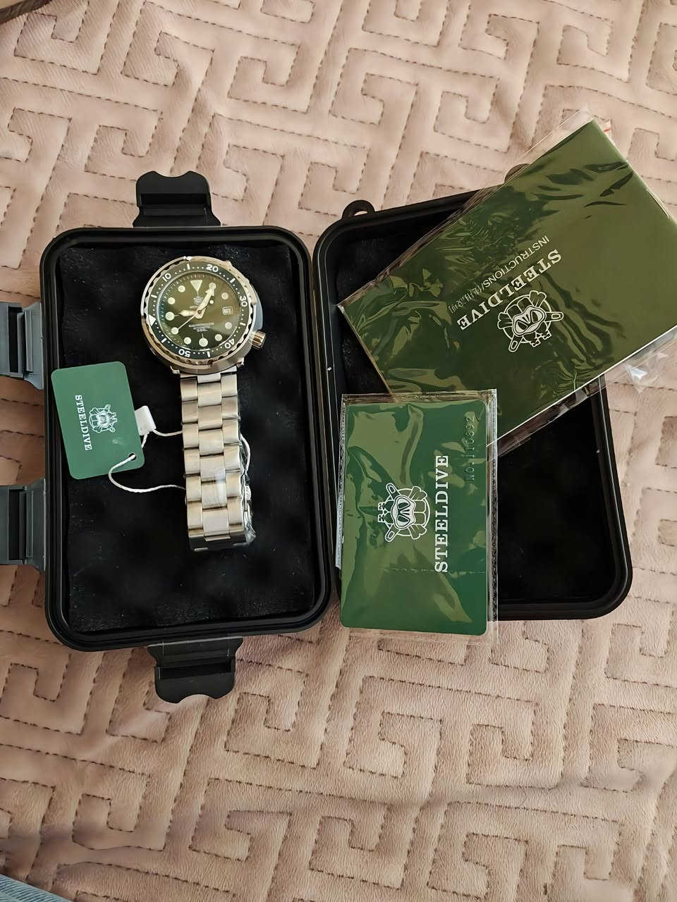 يا الله 
شباب شوفلي هاي التحفه مزاد يبدي المزاد من 150
وبالعافيه على الي تصير اله


**إذا كنت صاحب هذا الإعلان وتريد حذفه لأي سبب، رجاءا أرسل رسالة إلى الدعم الفني**