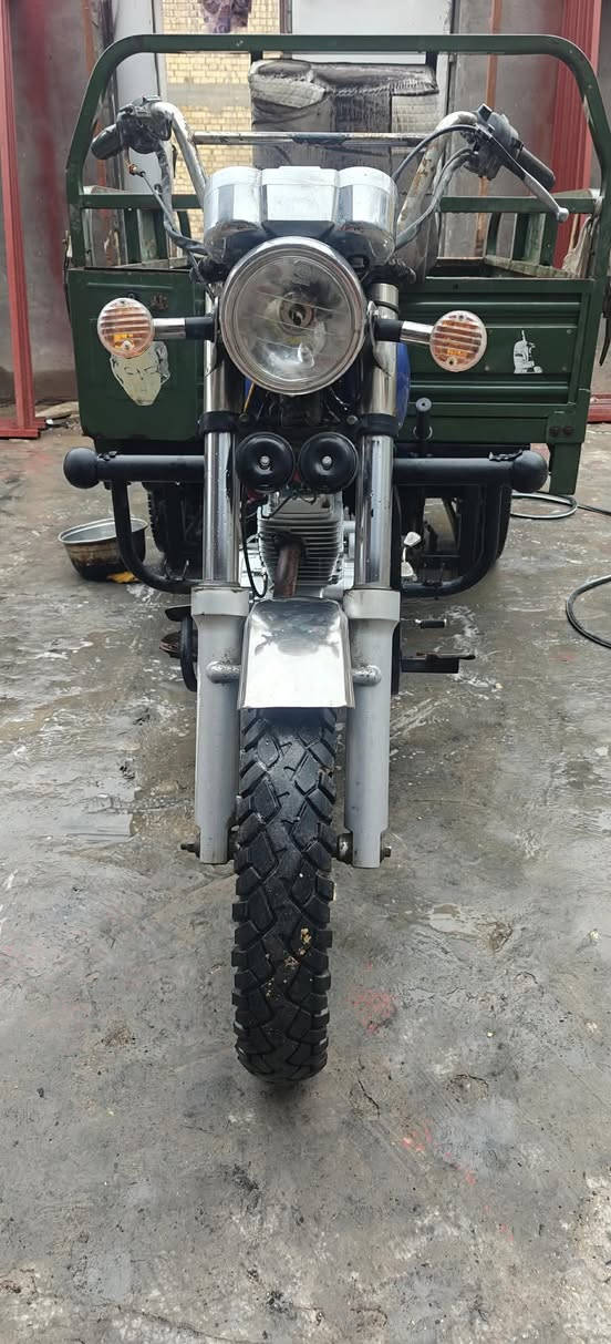 جمره ١٥ للبيع تعمير غراض كله جديد بس بدي قديم مكان فضليه
***********
