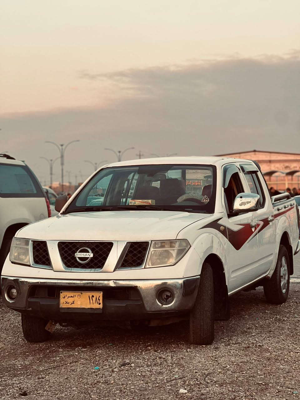 نيفار ٢٠٠٨ السعر ٥٠ قفل بيه جفيه خفيفه كير عادي ***********
