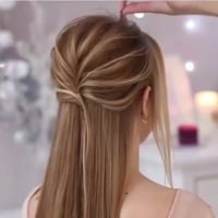 موجود لدينا كل ما يخص الحلاقه النسائيه وخدمه منزليه توصلج للبيت وانتي ...