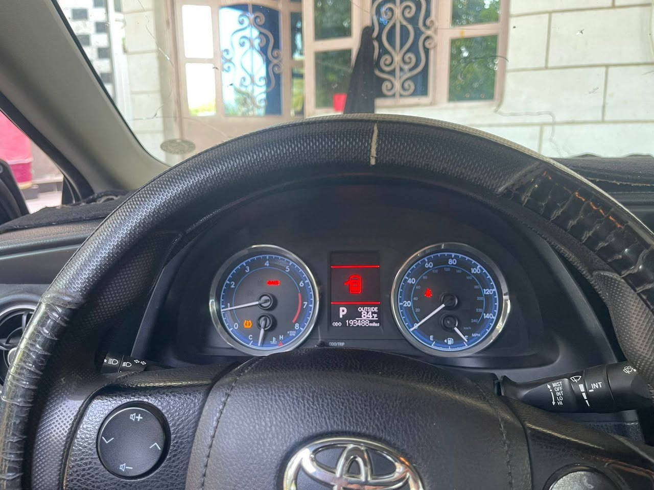 السلام عليكم
كورلا للبيع موديل 2019 
رقم سليمانية تحويل مباشر 
سونار وصور الضرر بلمنشور كير محرك مكفول بشرط بدون فتح 
ستفسار اكثر  ***********
السعر 133 وبيها مجال
