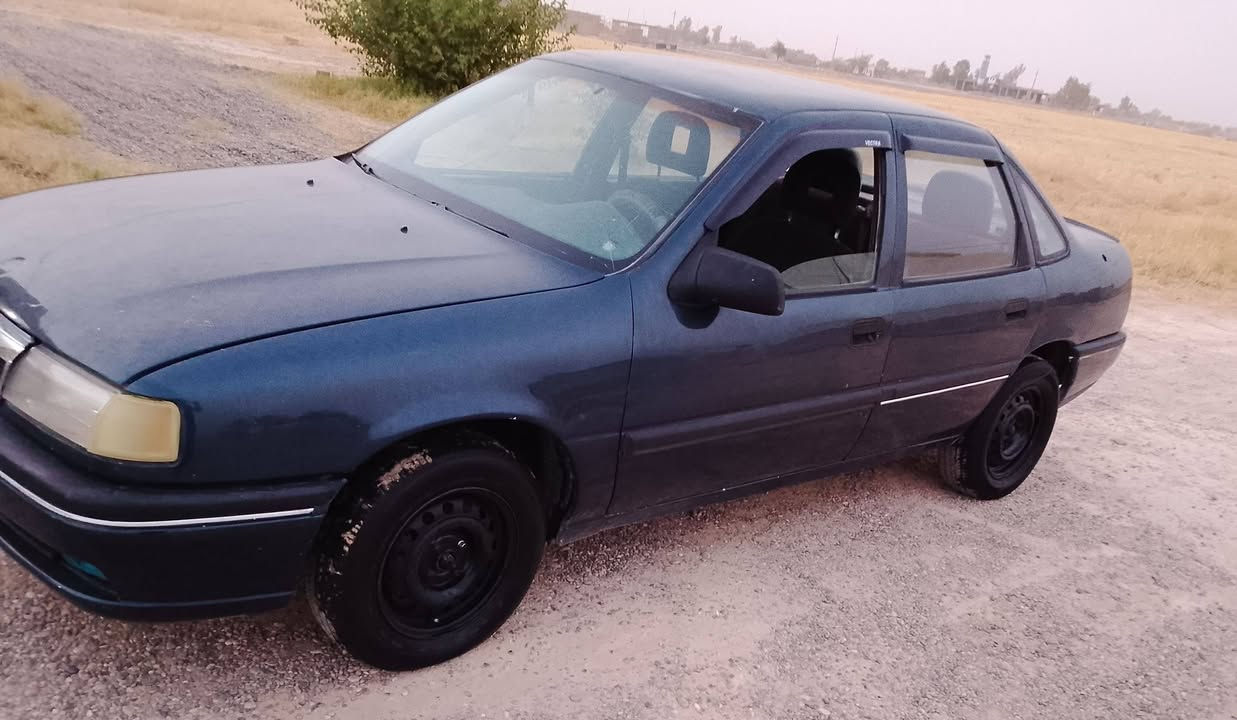 السلام عليكم اوبل فكتره للبيع موديل 90محرك كير شرط سنويه 27محرك 16رقم بغداد مكان السياره سامراء السعر عل هذا الرقم ***********.
