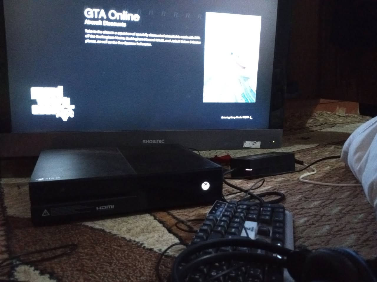 سلام عليكم
XBOX ONE 
نضيف مامفتوح لوك ستيكر 
جديد 
ذاكرة 365
ويا قرص gta 5 
العاب 
ماينكرافت
فيفة 26 / 18
بيس 26
Call of duty modern 
روبلوك 
وهواي العاب 
مراوس ب ايفون 11 أو 12 أو  xmax


**إذا كنت صاحب هذا الإعلان وتريد حذفه لأي سبب، رجاءا أرسل رسالة إلى الدعم الفني**