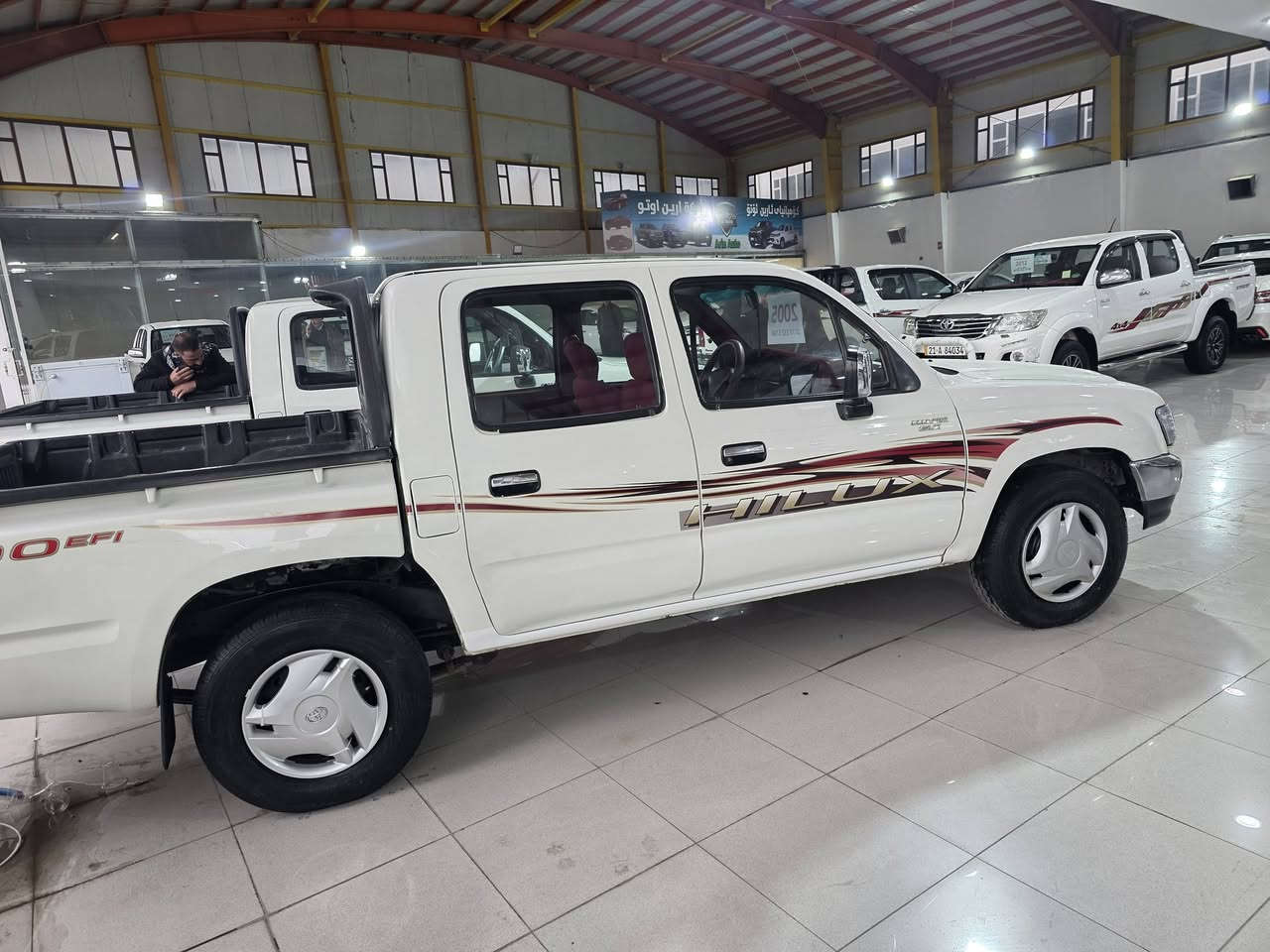 سلام علیک جمرە2005 رقم اربیل بسمی
تبرید تدفئە جام کهرباء کشن منفصل
JLXفول
محرک شریکە مامفتوح 
بیە سبغ باب‌بودی باقی مکفول
مکانی سلیمانیە کلار ترید خابر
سعر  145بیە مجال
***********
