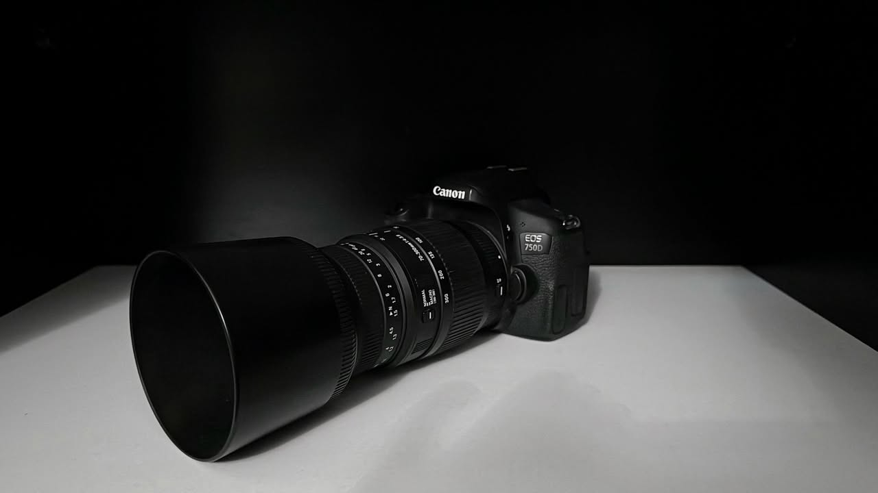 السلام عليكم،
كاميرا Canon EOS 750 للبيع نظيفة جدًا

🔍 العدسات الملحقة:
1. عدسة Canon 18-55mm IS STM
2. عدسة Sigma 70-300mm DG Macro

📦 الملحقات:
* العلبة الأصلية + الكاتلوكات.
* الشاحن + البطارية.
* حزام الرقبة الأصلي من Canon.
* أغطية العدسات والكاميرا (Caps).

♦️السعر 600 ألف (الكاميرا + العدستان) بيها مجال بسيط جدًا.

🔴 الكاميرا تُباع بكج كامل (الكاميرا + العدستان).


**إذا كنت صاحب هذا الإعلان وتريد حذفه لأي سبب، رجاءا أرسل رسالة إلى الدعم الفني**