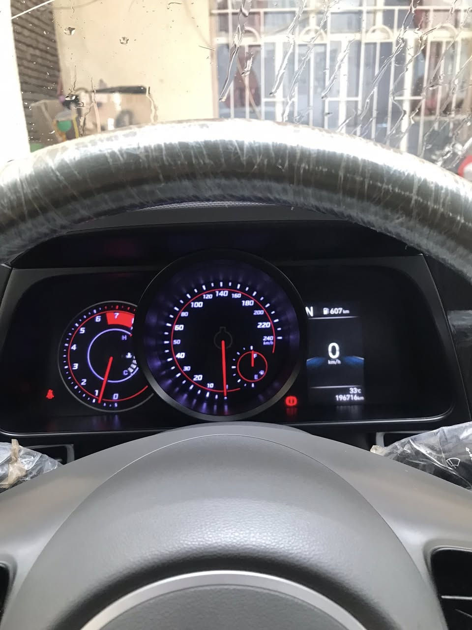 النترا 2021 خليجي استقطاع مباشر رقم بغداد باقي سنتين وتصير حره عدنه بيه وكاله  المواصفات نص فول مكينه 2000 دوش گير AT سياره جاهزه للاخير منقصها كلشي مكان السياره ميسان السعر 140 وبيها مجال بيع فقط ***********
