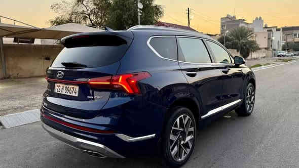 السلام عليكم للبيع
سنتافي كالكرافي فول الفول اعله فئه بالسنتافي
مواصفات بالسايد 
حادث السيارة جاملغ وحافة البنيد موضح بالصور
بدون دواخل 
موديل 2023
ماشيه 20 ميل مستوردها زيرو على ايدي
رقم اربيل بأسمي

المواصفات :
محركها 2500 " توربو 281 حصان (اقوى عزم من الستة سلندر و اقتصادي)
  كير  8 نمر  دبل كلج 
1- تشغيل بصمة و تشغيل عن بعد
بصمة دخول و بصمة خروج
السيارة تتقدم و تترجع من البصمة
2- فتحة سقف بنوراما 
سقف كنتارا
3- _4_كامرات 360 درجة
4- _12_ حساس و رادرات 360 درجة 
خاصية الاوتو بارك 
رادار امامي خلفي توقف ذاتي رادار جانبي تنبيه و نقاط عمياء
5- جميع الكشنات كهرباء 
جميع الكشنات جلد
كشنات امامية تدفئة تبريد 
الكشنات الخلفية تدفئة
كشن سايق خزن وضعيات
مع بردات خلفية بلاد
6- اشاير بالمري
مري شفط 
مري قلاب مع البك
7- شاشة كبيرة معَ نظام سماعات هارمن كاردن 16 سماعة
مع نظام Apple CarPlay, Android Auto
ايضاً انارة محيطة داخل السيارة متغيرة الألوان 
مع نظام شحن وايرلس للهاتف
ايضاً اوامر صوتيه
8- اربع انظمة قيادة (سبورت ،كومفورت ، ثلجي ، سمارت)
عداد السرعة في شاشة السائق يتغير حسب نظام القيادة
مع نظامHTRAC ( الدفع الرباعي)
مع نظام نزول المنحدرات
9- هاند بريك بصمة
نظام اوتو هولد
10- داتشو بالجامة الامامية للسائق لعرض السرعة و تحذير المسارات
11- لايت امامي اربع عدسات زنون عالي ناصي مع لد نهاري 
بك لايت لد 
اشارة ترحيب عند الاقتراب من السيارة
12- صندوك شفط كهرباء ايضاً فتح تلقائي 
14- كامرات اشارة في شاشة السائق 
15- ويل كب حجم 20
16- نظام اطفاء و اعادة تشغيل الاقتصادي في الأزدحام 
17- تدفئة بالستيرن ، شفتات بالستيرن
‎18- شادلها تاير سبير ويه الجهاز والعتلات لان ميجي بيها
المواصفات بعد هواي بيها

السعر 250 ورقة
مكاني : بغداد - حي الجامعة
للاستفسار : ***********
