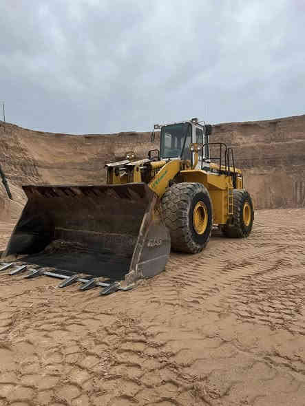 السلام عليكم للبيع شفل حجم 97 موديل 99 تايرات 26رقم بصره السعر 3 مكان بصره زبير//***********
