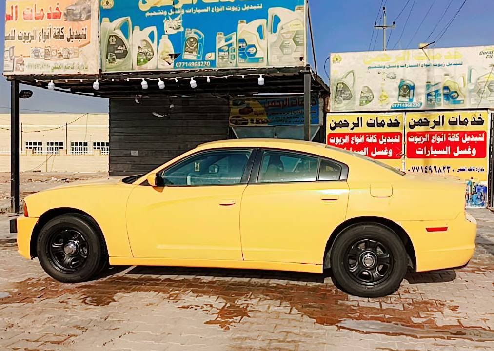 سلام عليكم جارجر موديل 2011 
رقم انبار انگليزي سنوية لل30 
للعلم حادثها فخذه
سيارة جاهزة تخم تاير جديد 
حداديه70%100 غير متواجد بالفيس 
للاتصال ***********
