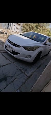 النترا موديل ٢٠١٤ سعرها ٨٠ وبيها مجال  رقم موبايل 07801159553