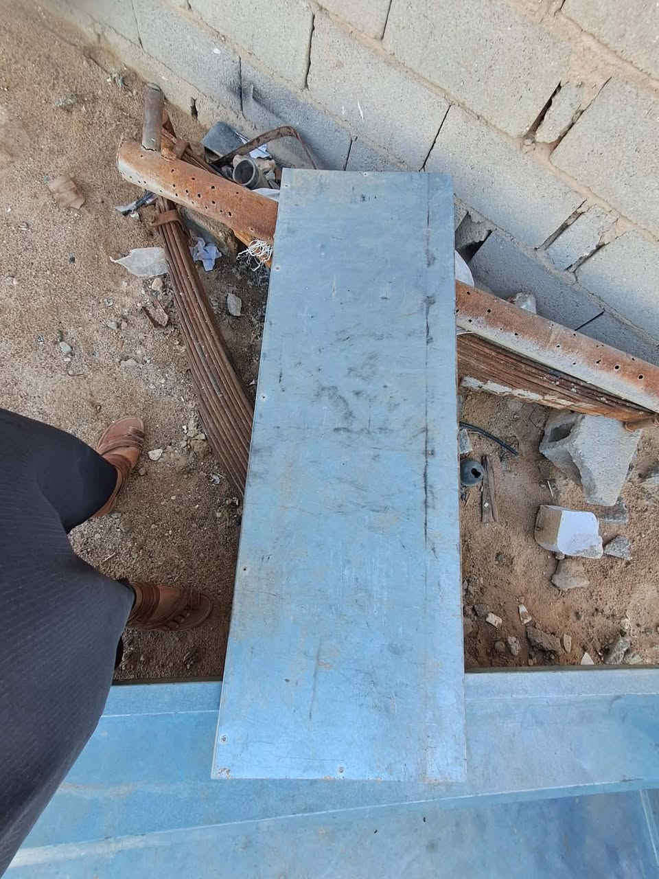 قلاف نيسان تك اربعه جنقال ***********
