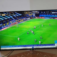شاشة سامسونك • ٤٣بوصه • بدون نت