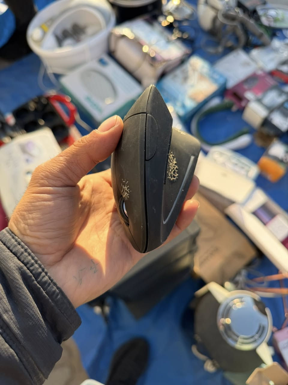 ماو بالة مستعمل ماركة انكر


**إذا كنت صاحب هذا الإعلان وتريد حذفه لأي سبب، رجاءا أرسل رسالة إلى الدعم الفني**