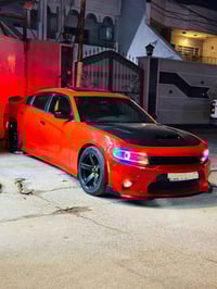 تشارجر SRT • ٥٧٠٠ سي سي • برتقالي ناري