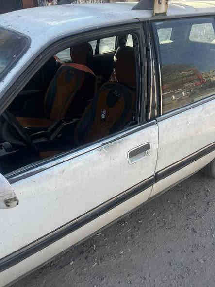 السلام عليكم اوبل استيشن ابيع كوم حديد 
السياره ابسمي شاد مكينه او ضفيره جديده 
مال ابرنس خير من الله بس الكشر تعبان 
السعر مليونين 
مكان السياره بغداد حي اور 
***********
