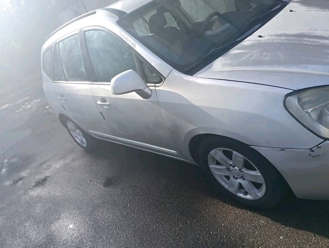 راندو 2008
ماشية 160
بلادي ليبل واحد 
مصبوغة حزام بيها جراد 
دواخل نظيفة كولش 
رقم جديد علما السيارة بأسمي
سعره ٨٨ ورقه وبيه مجال 
مكاني بغداد الجديدة


**إذا كنت صاحب هذا الإعلان وتريد حذفه لأي سبب، رجاءا أرسل رسالة إلى الدعم الفني**