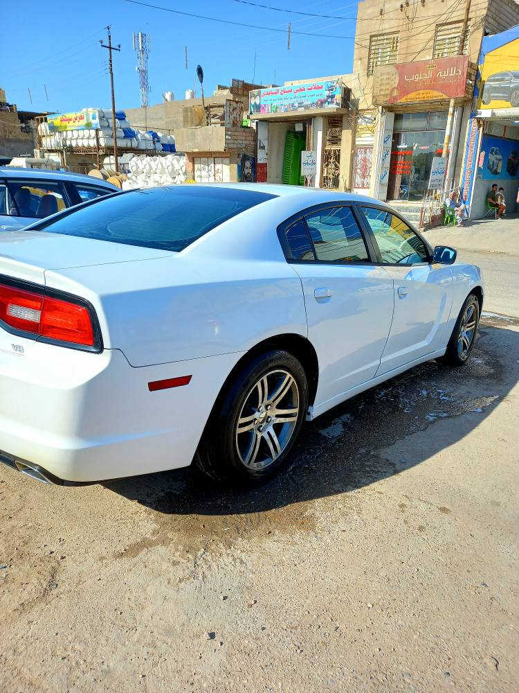 جارجر للبيع خليجي 2013سنويه 28بيه بنيد مبدل وبيه بارد شي قليل مكانه العماره ميسان السعر 160 وبيه مجال قليل الاستفسار *********** عمارة, ميسان
