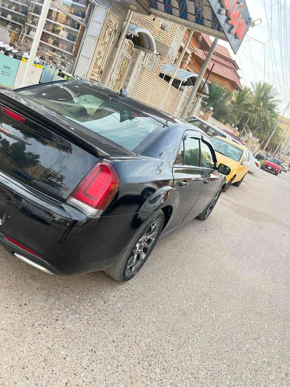 موديل2023 اصل فئه S فول للاخير سياره صار بيهه (صبغ عام) بسبب شخوط داخل الحاويه حادث امريكا جاملغ وباب الصدر السياره بعدهه منفيس 
#السعر178$ وبيهه مجال
رقمي***********(ع كولتهم النداء الاخير😜)
