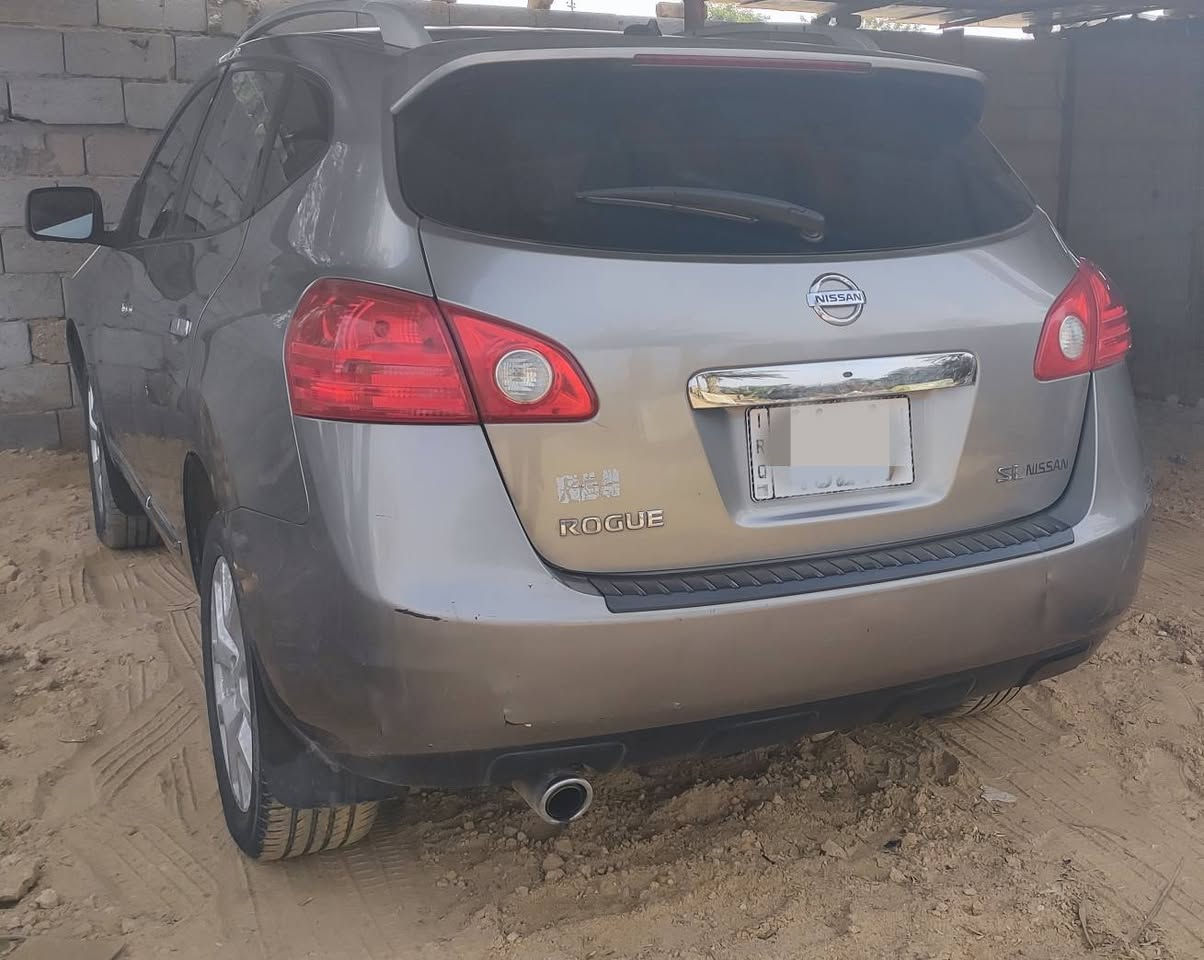 نيسان روج 2013 وارد خليجي مكفوله من الضرر والصبغ سونار موجود محرك كير حاويه حداديه السياره مسوي عليه ادامه رقمه قادسيه دولي بأسمي مداور ثاني يوم السعر 105 وبيه مجال مكاني ديوانية  *********** ديوانية, القادسية
