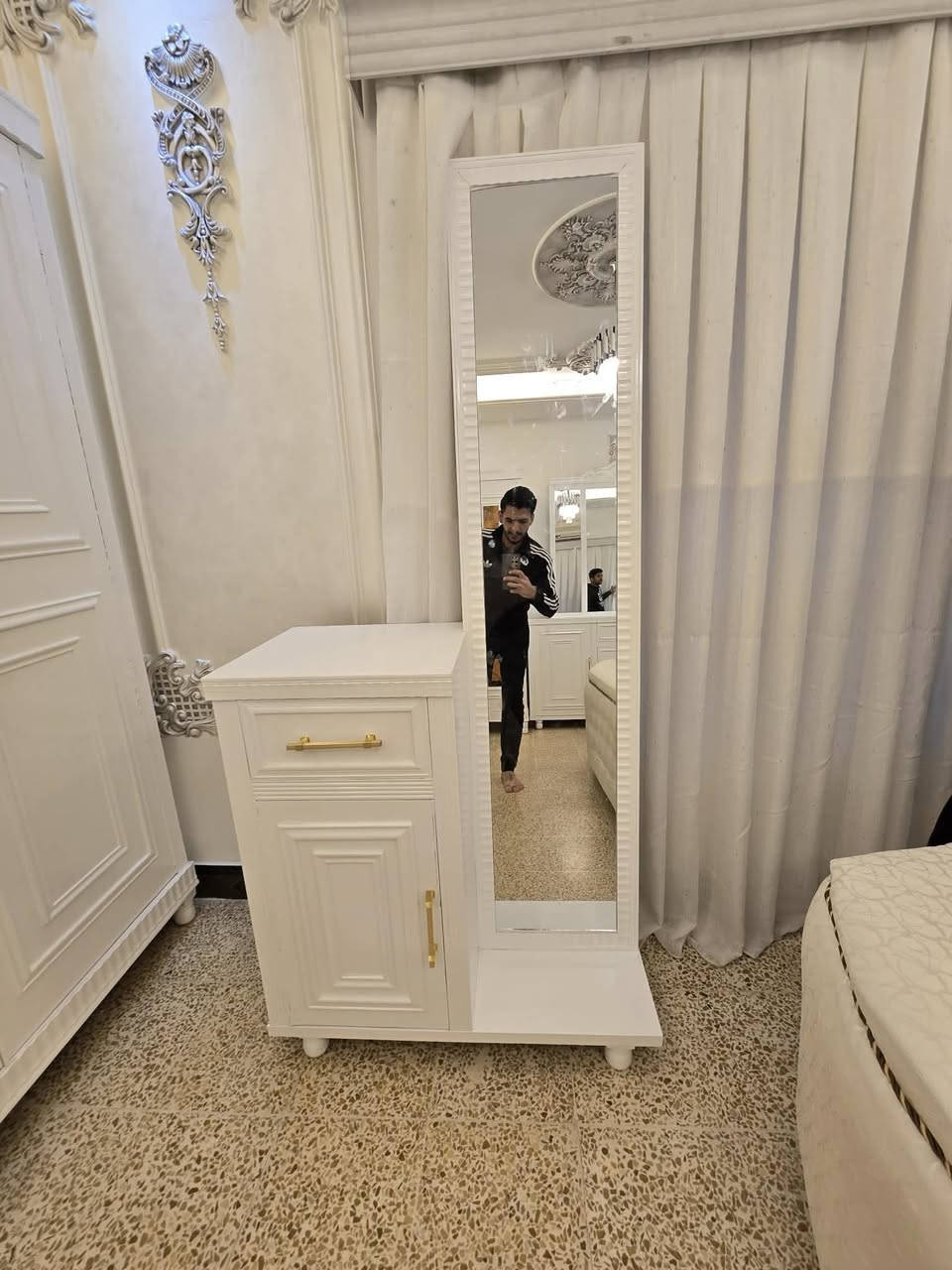 كما وعدناكم على كل ماهو جديد وجميل من معمل نجاره الطارق الشرقاط الحي العسكري قرب القصابين باداره محمود وإخوانه وبأسعار مناسبة شعارنا الدقه في العمل///***********/////***********
