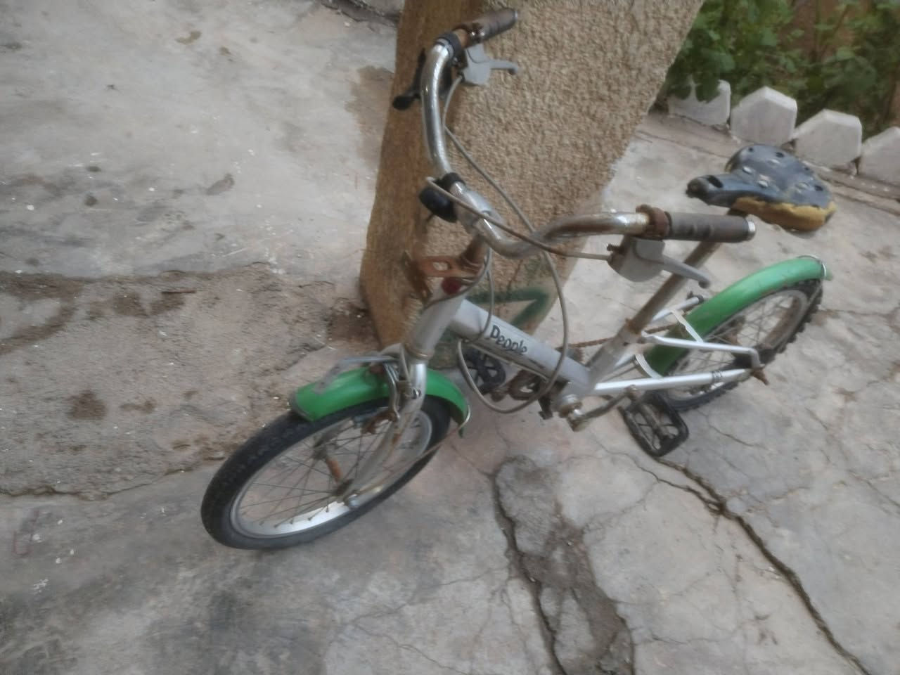 باله  السعر 25  شويه ترتيب يرادله


**إذا كنت صاحب هذا الإعلان وتريد حذفه لأي سبب، رجاءا أرسل رسالة إلى الدعم الفني**