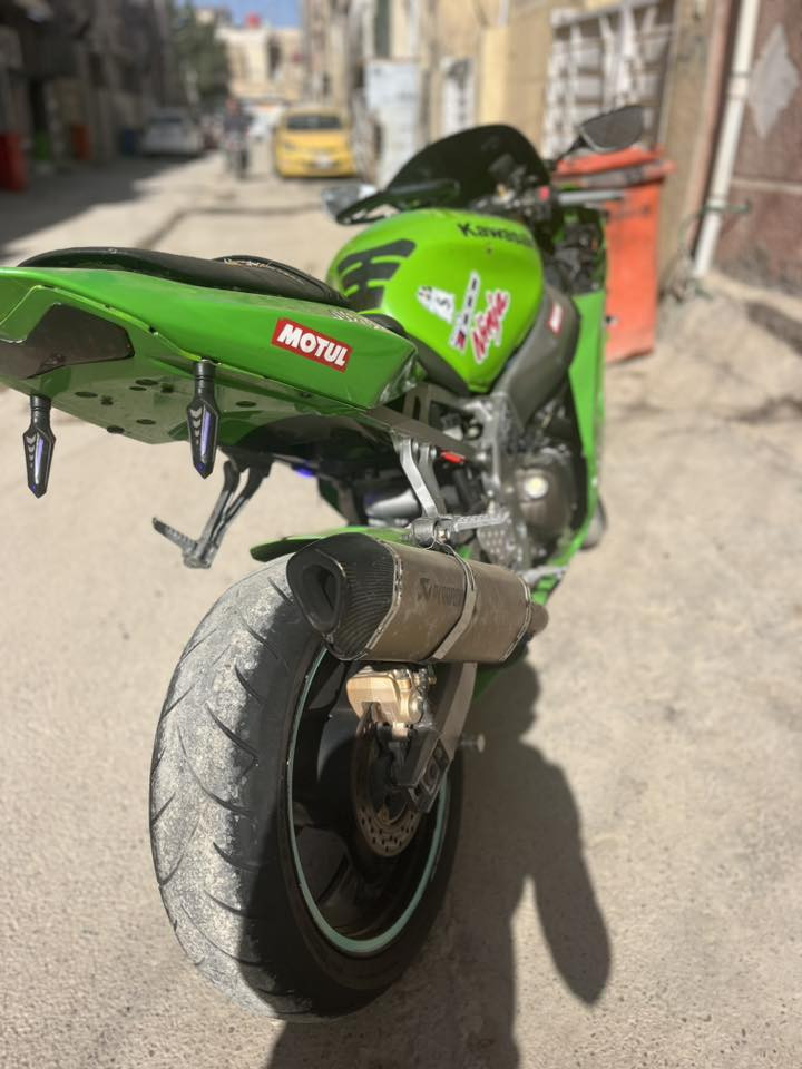 كاوسكي نينجا 2004ممشه دراجه 48الف دراجه بحالت لوكاله نضيفه سعر 25ورقه 
رقم ***********
