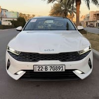 للبيع كيا k5 2022 خليجي وكاله nim فول 1/1  بانوراما كراسي كهرباء كشنات...