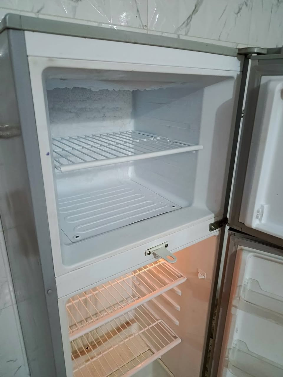 ثلاجه 12قدم للبيع سعرها 100 ما بيها اي ضرر جديدة وفول نضافه العنوان بغداد بوب شام


**إذا كنت صاحب هذا الإعلان وتريد حذفه لأي سبب، رجاءا أرسل رسالة إلى الدعم الفني**