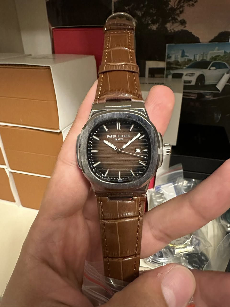 ساعة مِن PATEK PHILIPPE
ماستر كوالتي 
جلد اصلي 
قفل فراشة ستانلس ستيل
زجاج ضد الخدش 
ضد الماء والغبار 
ارقام لامينوس مضيئة 
كارت ضمان وكتلوك 
سعرها ٣٥ الف فقط مع التوصيل


**إذا كنت صاحب هذا الإعلان وتريد حذفه لأي سبب، رجاءا أرسل رسالة إلى الدعم الفني**
