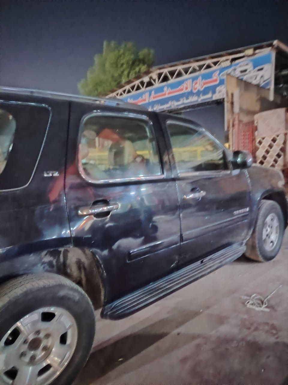 سلام عليكم
للبيع شوفروليت تاهو موديل ١٤ معلايه بسمي بغداد مشروع وطني داخل جلد أبيض فتحه منضومه غاز +بنزين فور ويل مكينه وكير ابشرط اسعر 160 رقم ***********
