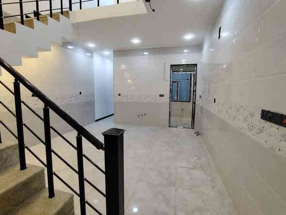 اعلان للبيع… .رقم (298)
بيت مودرن للبيع مساحه /100متر/
يقع في حي الجهاد ديوان المخابرات خلف شارع 60..يتكون من 
 واجه /5متر /نزال /20متر /يتكون من #كراج #صاله #مطبخ حولي #3غرف نوم #2صحيات #سطح. 
للاستفسار مراسلة الصفحه📬 اوالاتصال علئ الرقم يتوفر وتساب. 
{{{{***********📲}}}}}}
{مكتب الديار للوساطه العقاريه وتعقيب المعاملات وتسهيلها }
((((بأدارة سيد عمار)))))
