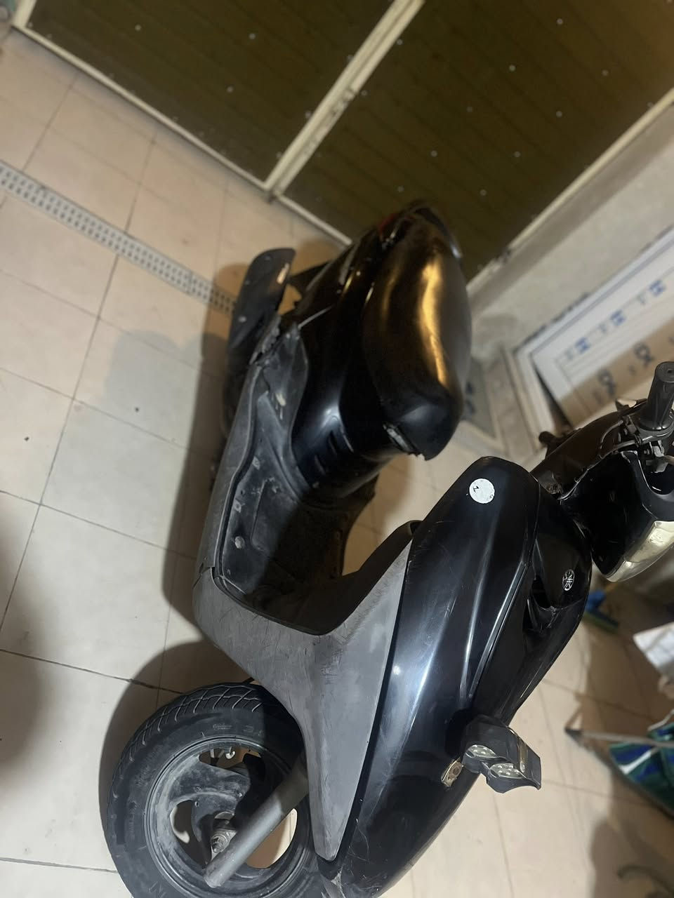 للبيع بريز ببغاء دراجه حلوه ونضيفه الصور كدامكم تايرات جديده بريكات امامي خلفي شغال لايتات عالي ناصي + لايت إضافي اشاير هورن دراجه ما بيهه نقص باتري جديد بلك جديد عداد سرعه وبانزين كله شغال دراجه ما بيهه نقص ملاحضه بيهه تبخير الدراجه على ايدي وتمشيك بعد سنه سنتين كلشي ما عليهه السعر 600 وبيهه مجال للشراي مكان بغداد العامريه ***********
