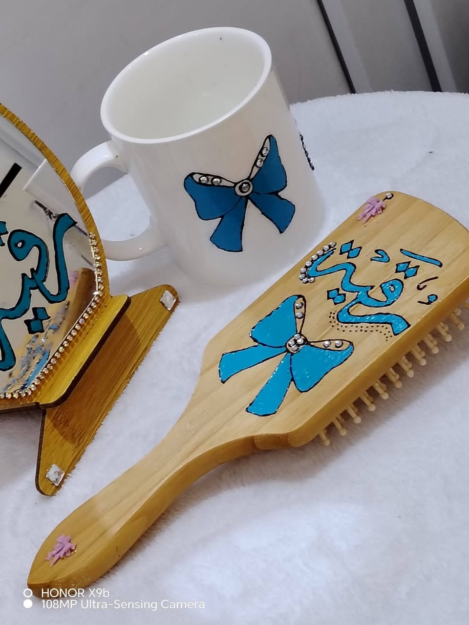 كوب ب 5
مرايا ب 5
فرشة شعر ب 5 متوفر توصيل محافظات وشغل حسب طلب


**إذا كنت صاحب هذا الإعلان وتريد حذفه لأي سبب، رجاءا أرسل رسالة إلى الدعم الفني**