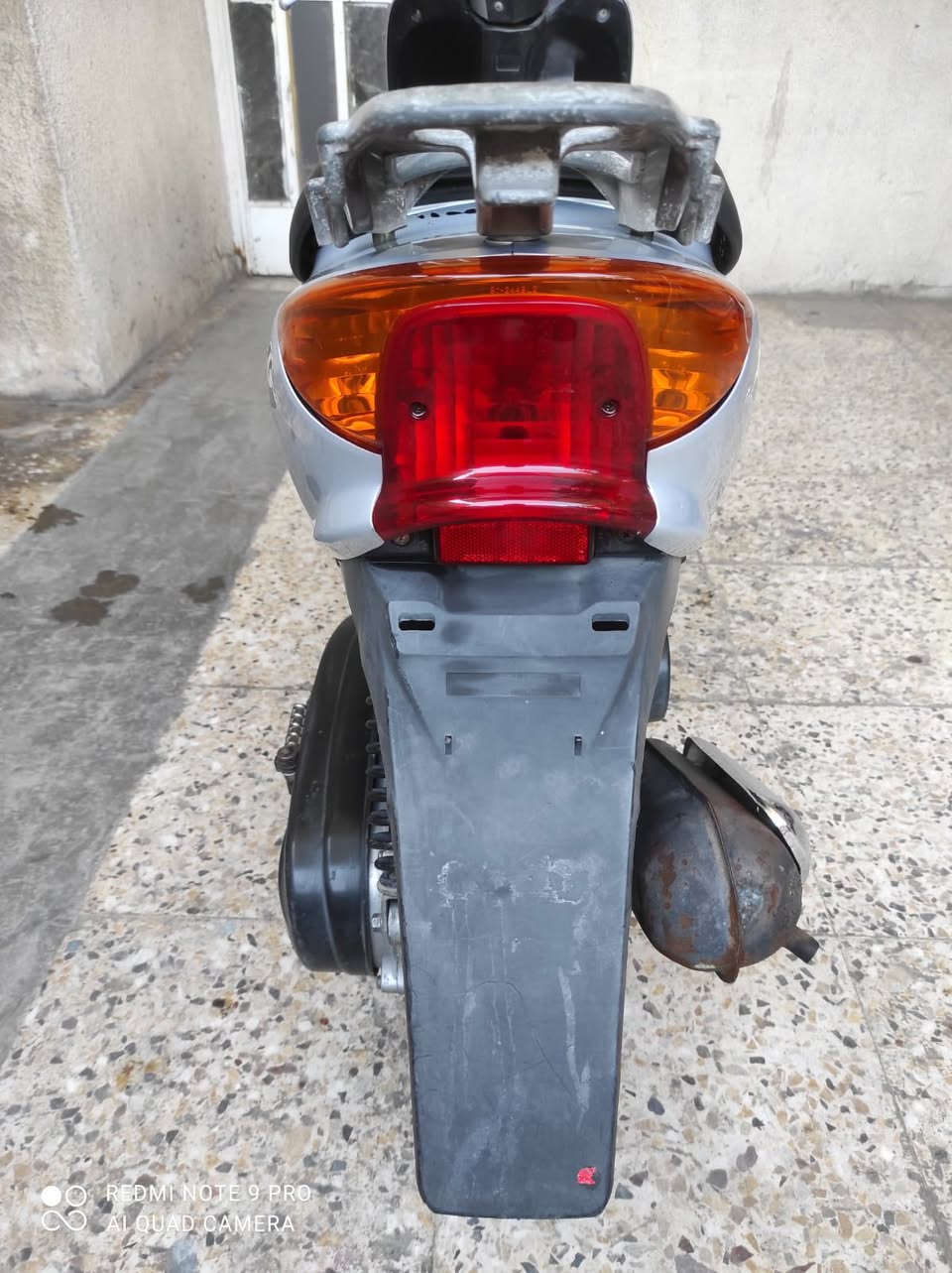 ياالله السلام عليكم للبيع دراجه يماها 60 عصفوريه الدراجه خير من الله كهربائيات كله شغاله هورن اشاير عالي ناصي صطاب لايت كيج سرعه كيج بانزين كله شغال دبل امامي دبل خلفي بريك امامي بريك خلفي قفل ستيرن قفل صندوك قفل اكسل كله كامل مكينه خرسه نكره بكل وقت سلف وهندر شلعه معدل اتخبل فقط بيهه ونه  كلش  خفيفه بلكسل وره 50 تطلع الدراجه عليهه ادامه قبل يومين باتري جديد بنزات امامي خلفي جديد تايرات امامي خلفي جديد دهن شوطين اصلي مالتهه بانزين محسن الدراجه مال جناي وبلعافيه عله الي ياخذهه ملاحظه الدراجه نقصهه فقط ترايش وسعرهن مخصوم من سعر الدراجه واني خادم السعر 250 وبيهه مجال لشراي مكاني بغداد المشتل شارع الحاسبه رقمي *********** متواجد خاص تحياتي للجميع ♥️
