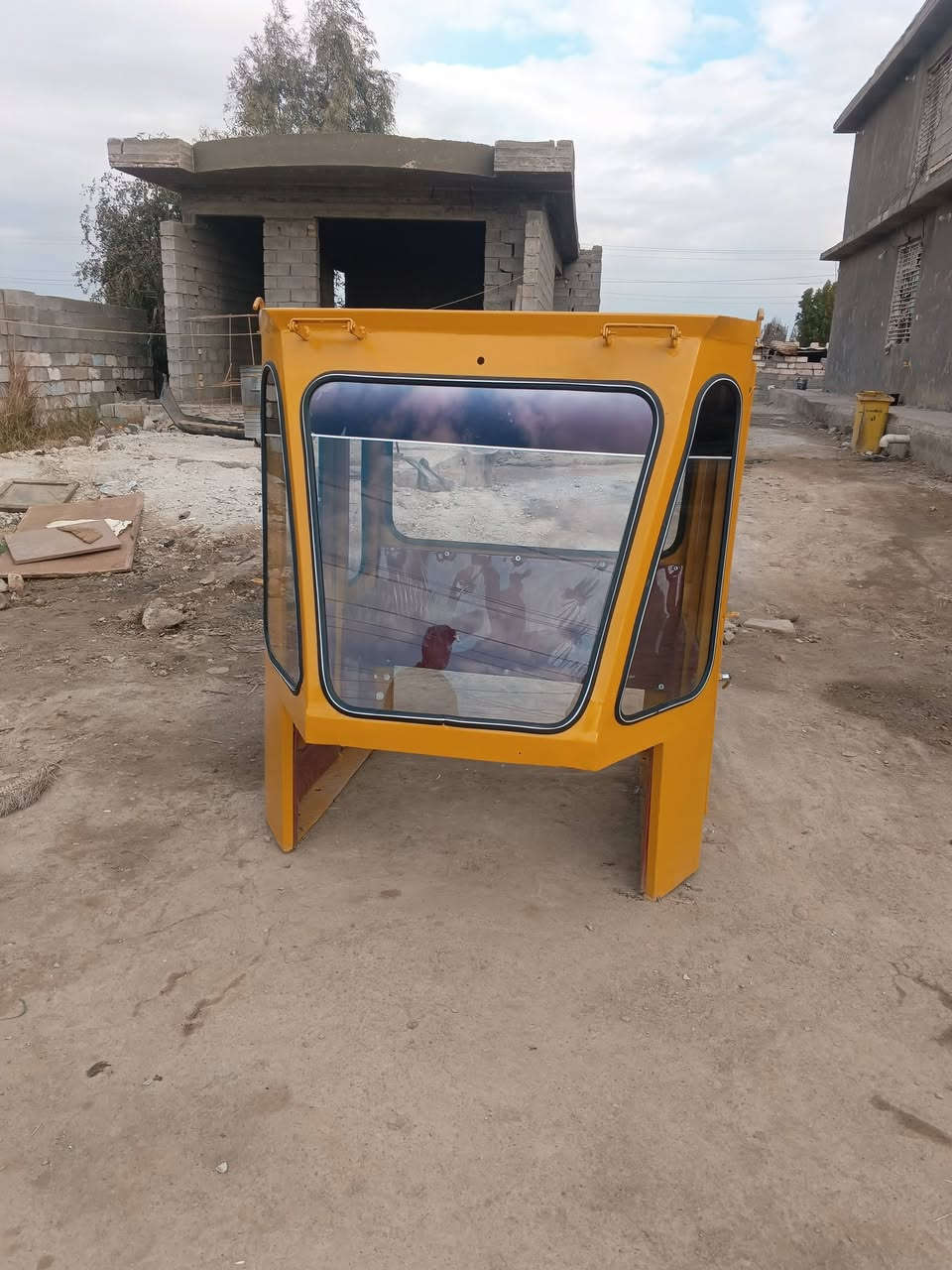 سلام عليكم قماره شفل 70جاهزه مراوس والبيع
***********
