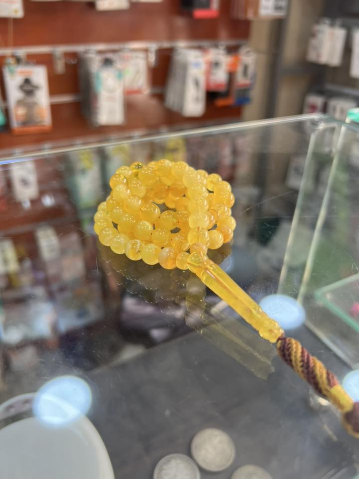 الوزن 37 عدد الخرز 79
كهرب حر بولندي
***********
