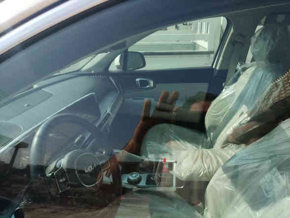 سورنتو موديل 25
6س
ويل 20
رقم بابل 
ماشيه 5الف
بيها ملاحضه خفيفه كلش 
***********
