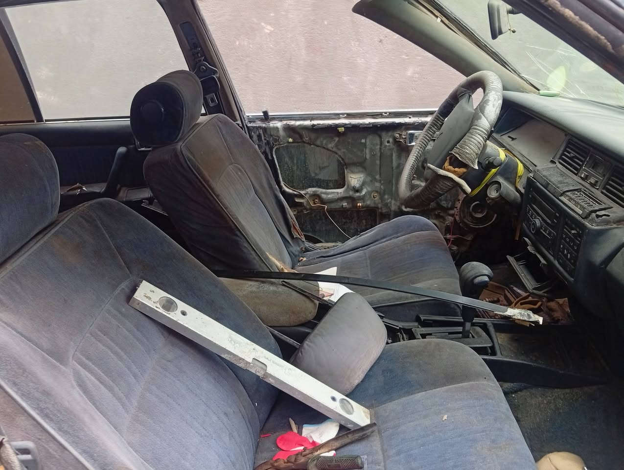 قراض ارنب للبيع بدي مال ارنب ما مكصوص حداديه واكسن وكشنات
***********
