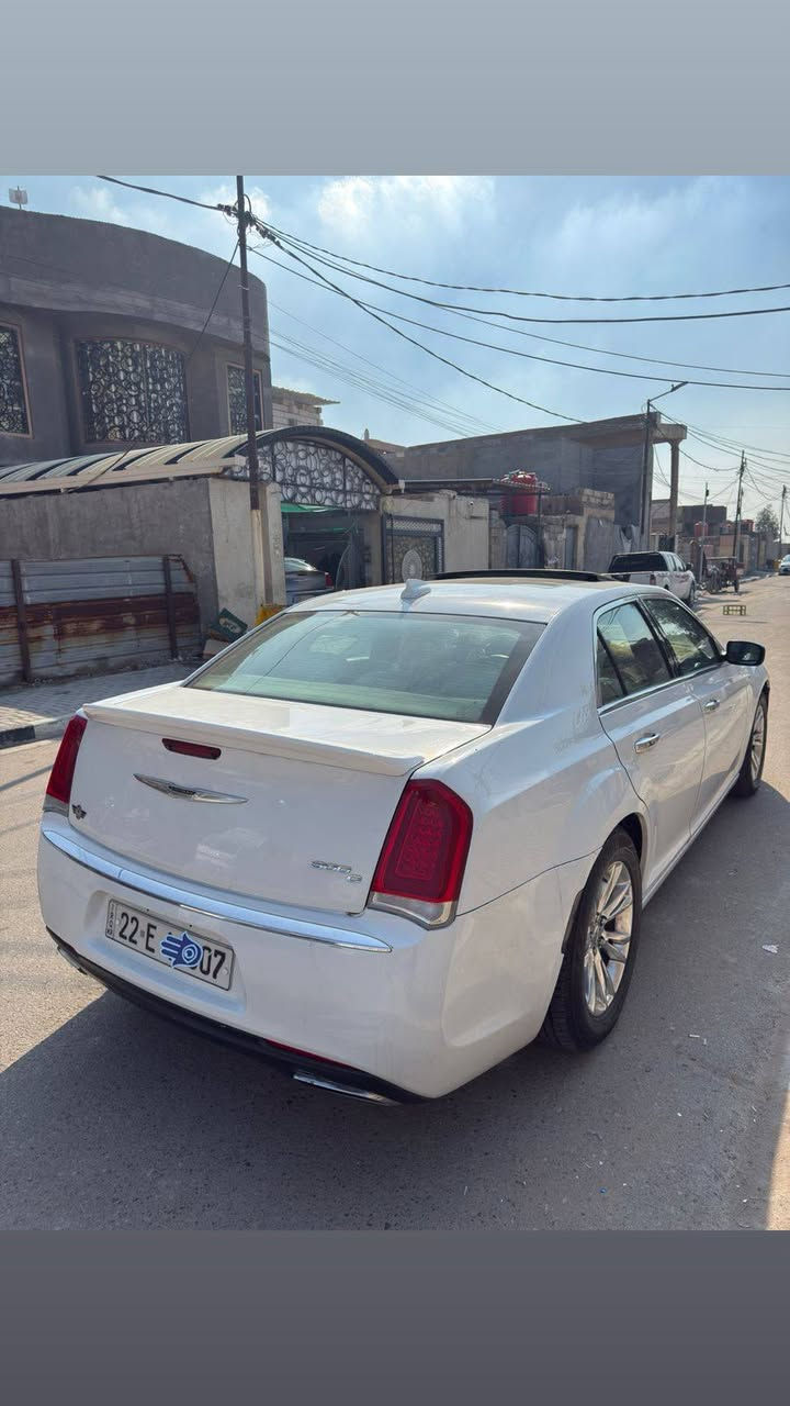 سلام عليكم
أوباما كندي 2016 اصل
مواصفات C
بنوراما فتحة
شاشة وكامرة
مرايات رادار
بردة خلفي
كير موس
منضومة زنون
تدفه وتبريد  جيد
كير مكينة جاهزء
ضربة جاملق خلفي فقط  والباقي كفالة 
رقم أربيل  راعيه بصرة موجود
عنوان بصرة اصمعي
هاتف ***********
السعر 212
