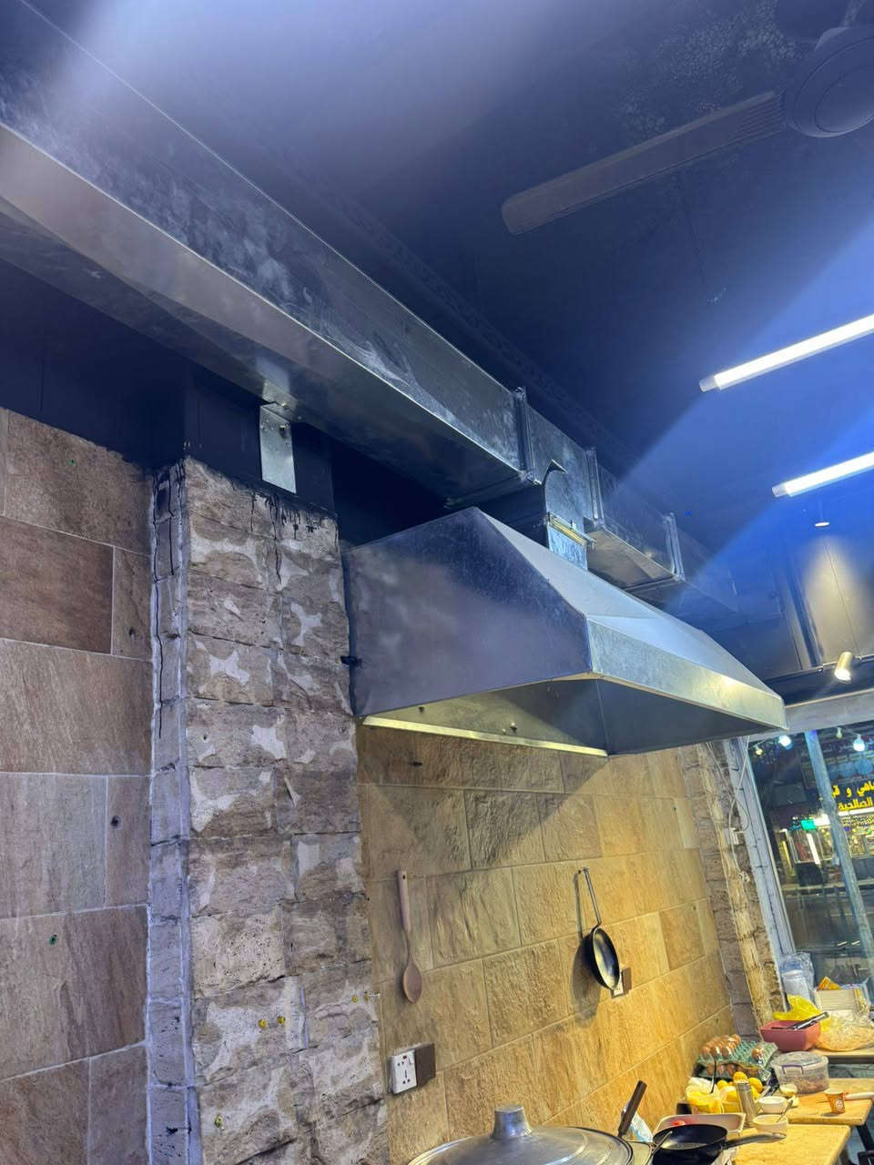 السلام عليكم دكت تفصال قطعتين مصاله شهرين مشدود شغل درجه اولى كامل هوه وساحبات 2 فصلته بمليون و300 قيم باليرضي الله وشايف خيره ***********
