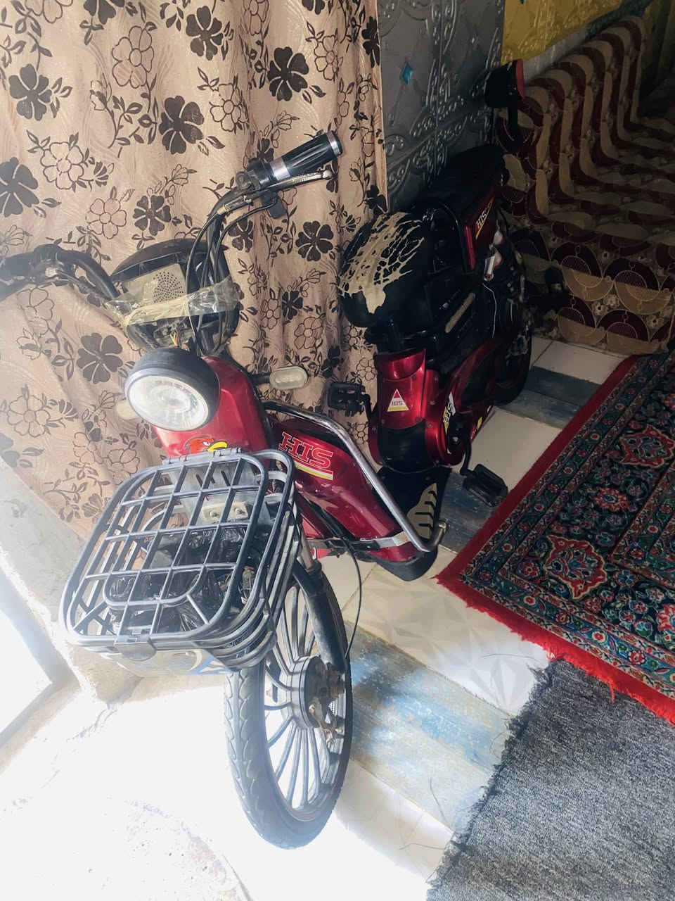 سلام عليكم دراجه شحن كلشي ما بيه عوزه بس بطريات وياه وياله 2 وره او كدام السعر 100 الف عنواني البصرة كرمت علي


**إذا كنت صاحب هذا الإعلان وتريد حذفه لأي سبب، رجاءا أرسل رسالة إلى الدعم الفني**