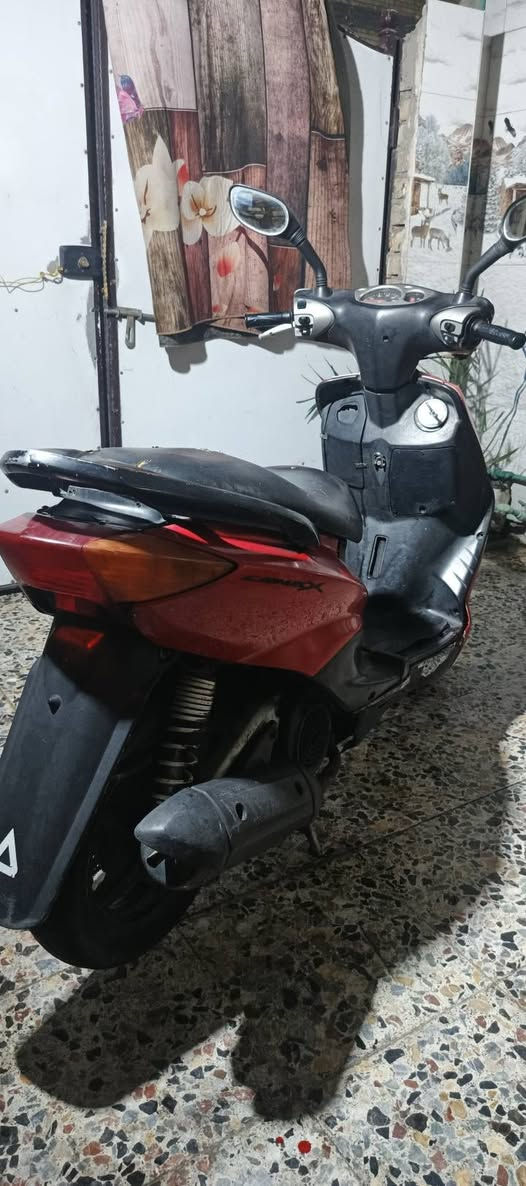 السلام عليكم اخوان دراجة سكنس فحل 110 استان حساس الدراجة جاهزة على اخر حباية ما بيها اي نقص ب425 وبيها مجال #قليل حك الجية مكاني بغداد البلديات ***********
