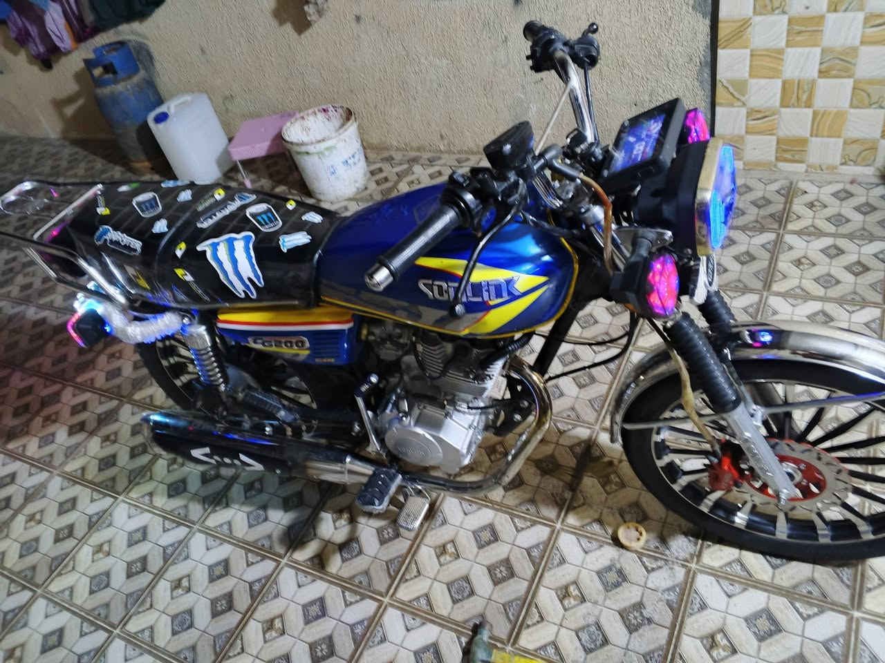 سلام عليكم دراجه سيفان 25 كفاله عامه مابيه اي نقص كهربائيات كله شغاله كامله سعره 750وبيه مجال للشراي مكاني ديالى بلدروز رقم ***********
