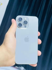 للبيع 15برو ماكس بطاريه 90 شرق اوسط وتر بروف ما مبدل ولا قطعه جهاز شخط...