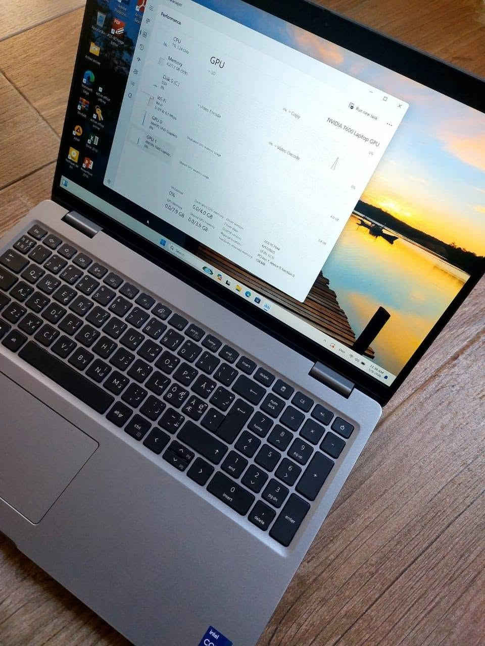 للتصميم والمونتاج والبرامج الهندسية 👌👌
Dell Precision 3561 ✅

✅ المعالج : Intel core i7-11800H

✅ الرام : 16GB DDR4 

✅ الهارد :  256GB SSD NVME 

✅ كارت الشاشة : 
خارجي NVIDIA T400 4GB GDDR6
داخلي Intel UHD Graphics

✅ الشاشة : 15.6" FHD 

✅ كيبورد عربي انكليزي ضوئي

✅ نضافة عالية جدا 98٪

✅ ويندوز 11 بروو 

📍 موقعنا :
1- بغداد - الامين الثانية 

توصيل سريع لكل العراق خلال 24 ساعة 🚚🇮🇶

السعر 650 الف دينار عراقي (مجال بسيط) 

📞  اتصال او واتساب :
 ***********
***********
