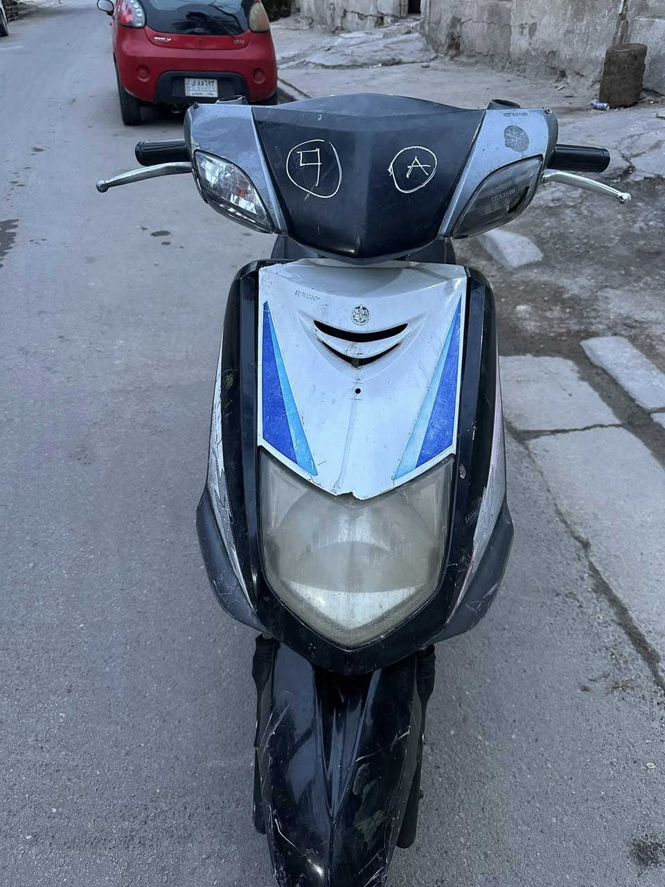 السلام عليكم سكنس نثيه حلوه نضيفه كلها شغاله
كيج بانزين كيج سرعه كهرباءيات كلها كامله بس تحتاج ترتيب 
مكان بغداد الكاضميه
شغاله نكره
 السعر ٣٥٠
الرقم ***********
