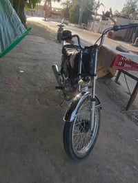 وبركاتة من رخصة الادمن  عندي دراجه نامه  شاصي ارشه والباقي نامه سي جي ...