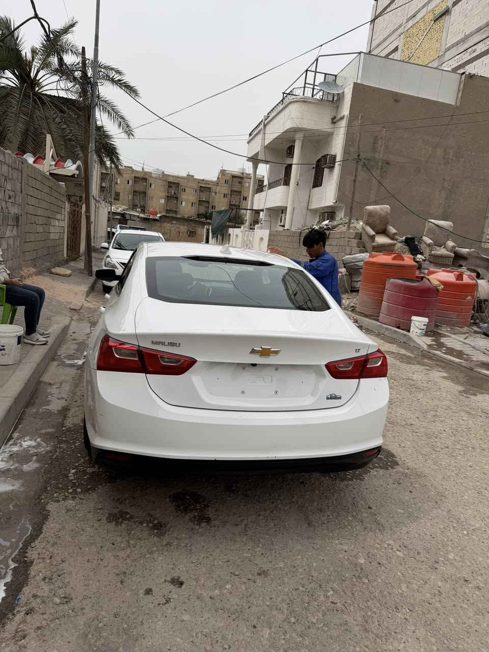 السلام عليكم
ماليبو ٢٣ حره كفاله عامه تقرير مياء امطار 

ماشيه ٥٥ السياره خير من الله وجديده مكان السياره بصره 

وسعر ١١٠ قفل 

***********

