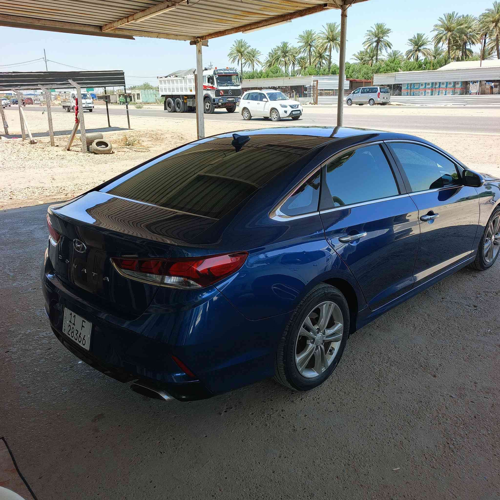 السلام عليكم.
سوناتا موديل 19 محرك 2400 GDI رقم بغداد.بسمي سنويه جديده هزه جديده حادثه خشم البنيد فقط بدون تبديل سياره كله اليبل واحد بيعك قطعه وحده صبغ الباقي كفاله. سياره ماشيه 67      . مواصفاته. 
بصمه تشغيل بصمه ابواب
تحكم كامل بلمقود 
مانع انزلاق 
مثبت سرعه 
اوامر صوتيه 
كامره خلفية 
كشنات تدفئه 
رادارات جانبيه 
رادار خلفي 
تخم تاير جديد 
تغليف الارضيه بلكامل 
تغليف الكشنات 
ادامه منظومه الاحتراق بلكامل 
وبعد بيه هواي مواصفات. 
مكفوله من اللغد والشواصي والتكم. 
السياره مناقصه برغي بفظل الله. 
تبريده خير من الله. قطعتين 
كهربائيته كله بلادي. 
مكان سياره بابل الحمزه الغربي سعر 127 نتصال ع رقم ***********.  ‏‪***********‬‏
