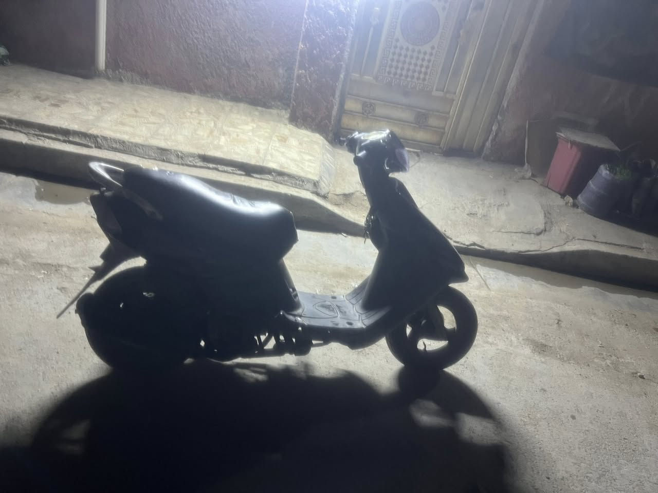 السلام عليكم دراجه ماكس قجمه تجفيت جديد كفرات جدد مكاني شعب دراجه هندر دادلهه سلف سعر 250 وبيهه مجال
***********
